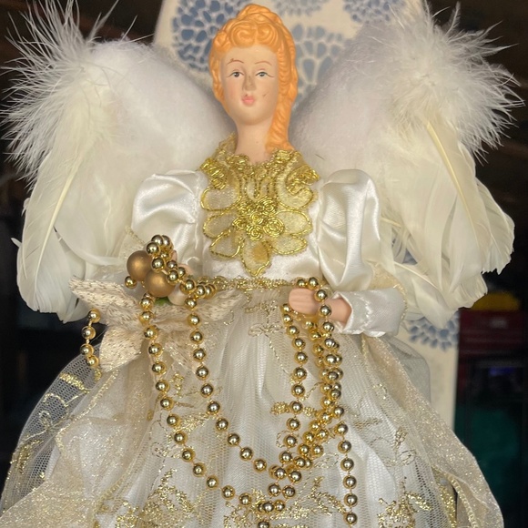 Angel tree topper - Picture 1 of 1